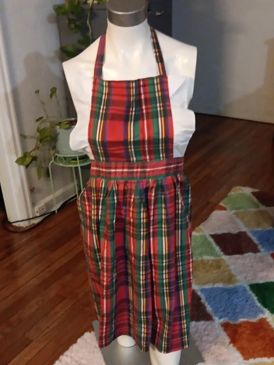 Red & Green Plaid Apron, Holiday Apron