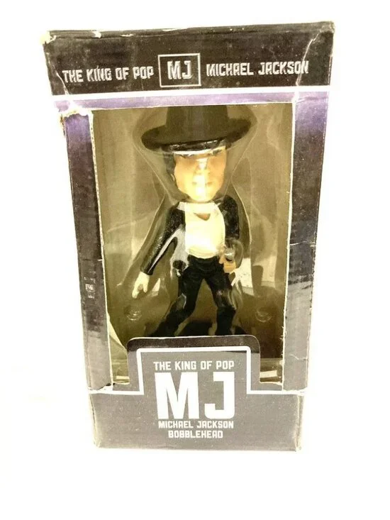 2009 Bravado The King of Pop MJ Michael Jackson Bobblehead Collectable Item