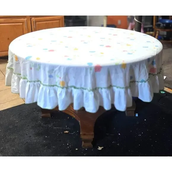 Vtg 1970's Flower Power Round Ruffled Tablecloth 60