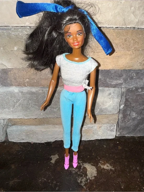 Barbie Christy doll long hair dancing Barbie in casual outfit Vinatge hair bow