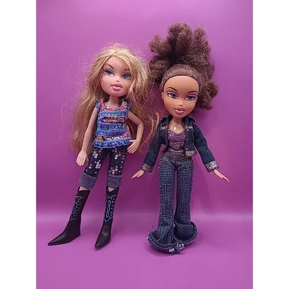 2001 Bratz Dolls Lot x2 Yasmine Chloe Full‎ Outfit Read Description