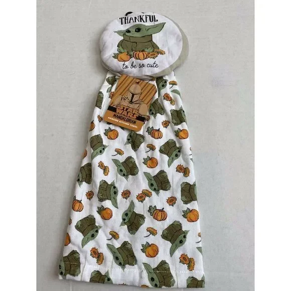 Disney Star‎ Wars The Mandalorian Baby Yoda Hanging Kitchen Towel Thanksgiving