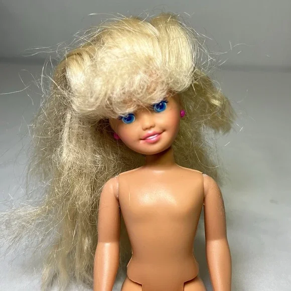 Vintage 1991 Barbie Stacie Littlest Sisters Doll Crimped Hair Bangs Pink Earring