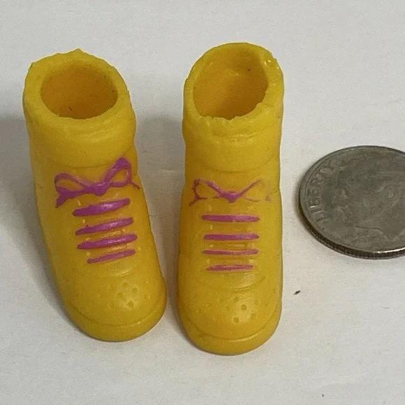 Vintage 1987 Barbie California Dream Doll yellow high top shoes