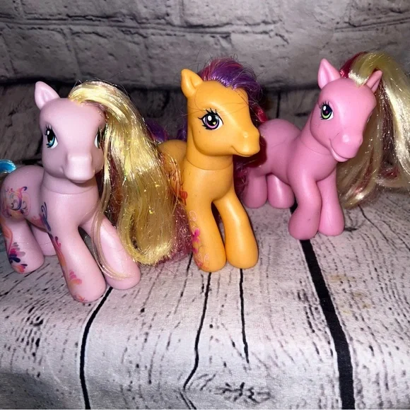My‎ Little Pony Y2K Era Lot of 3 Ponies Generation 3