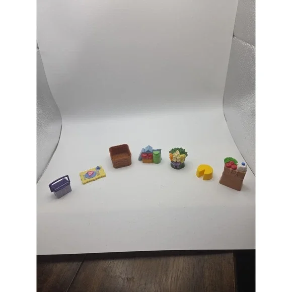 Fisher-Price Loving Family‎ dollhouse Misc Pieces