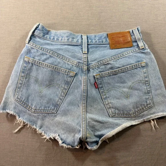 Levi's 501 Cut Off Denim Shorts Womens 25 Light Blue Excellent Button Fly Frayed