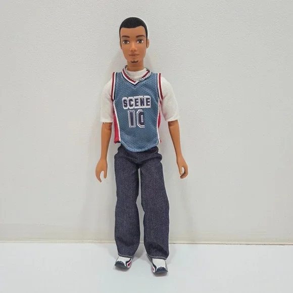 VTG 2003 Barbie My Scene SUTTON Doll Mattel #B6693 Pants Shoes Shirt Jersey