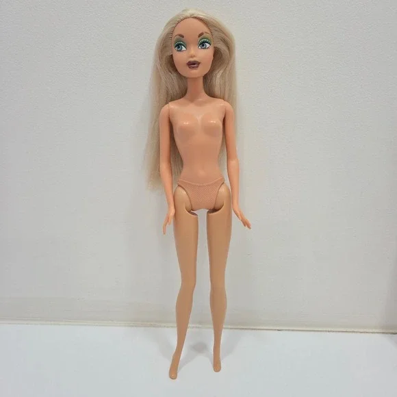 My Scene Jammin In Jamaica Barbie Nude Doll Green Eyeshadow Brown Lips Blonde