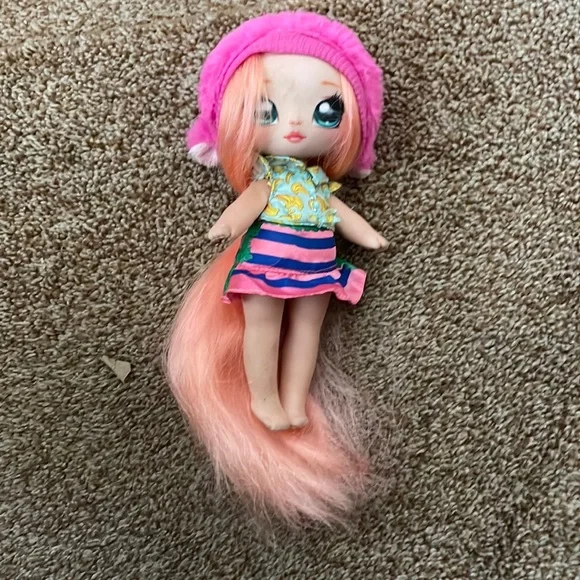 NaNaNa surprise Doll Nina Nanners