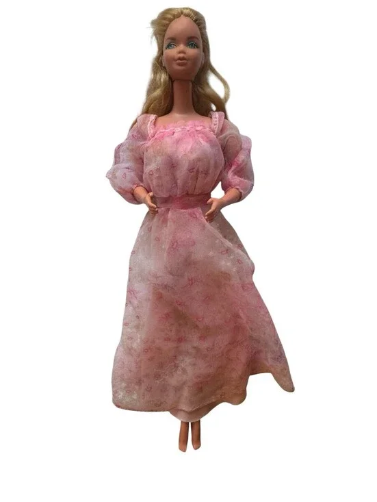 Vintage 1978 Mattel Kissing Barbie Doll #2597 With Original Dress