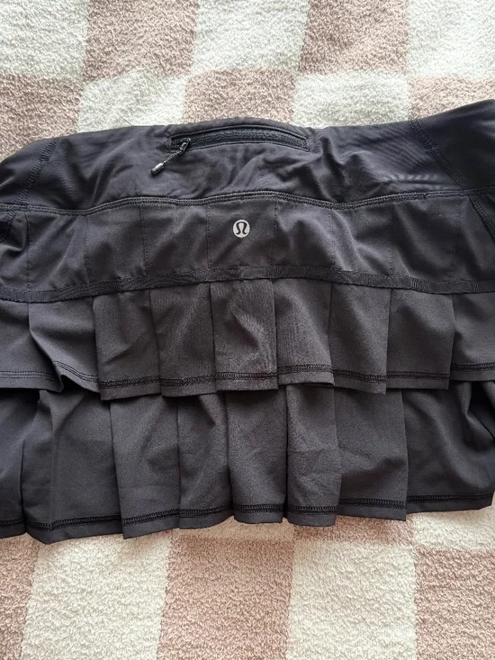 Lululemon tennis skirt size 10