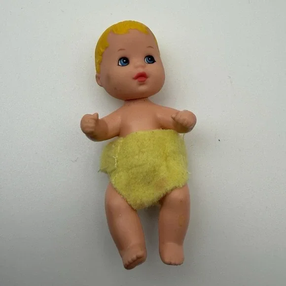 VTG Barbie Baby Doll Infant Yellow Diaper Krissy Boy Girl Babies Happy Blonde