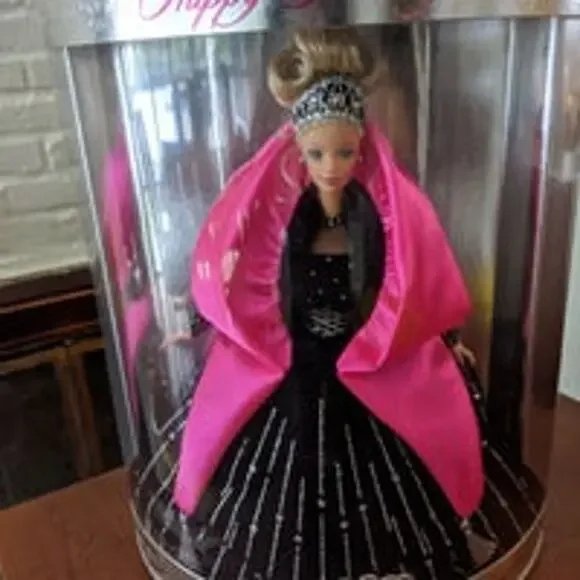 New 1998 Happy Holidays Barbie