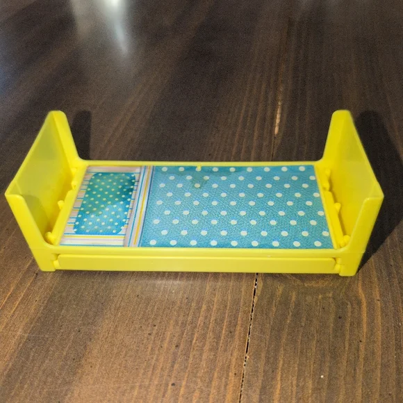 Barbie Mattel Dreamhouse Yellow Bed Storage Bench 2018 Vintage