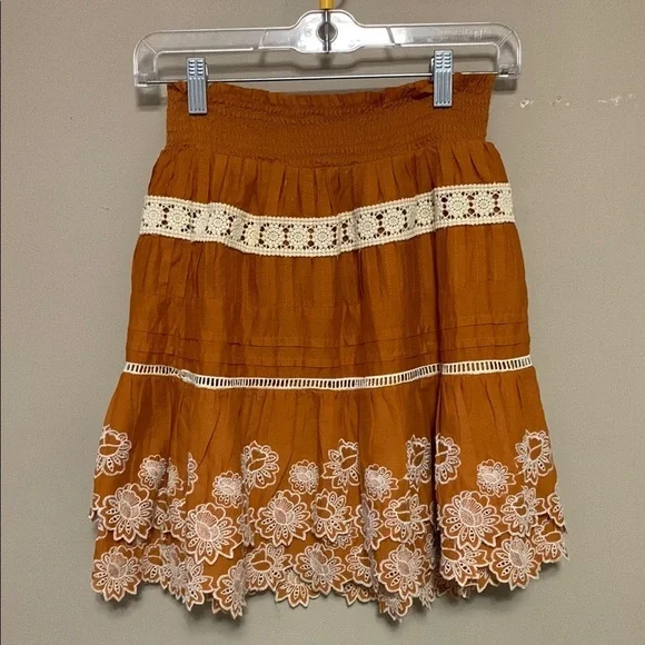 Anthropologie Women’s Embroidered Lace Tiered Mini Skirt X-Small Boho Western