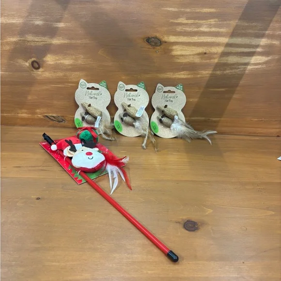 Cat Toy Wand with Holiday Theme plus 3 packs of Natural toys
