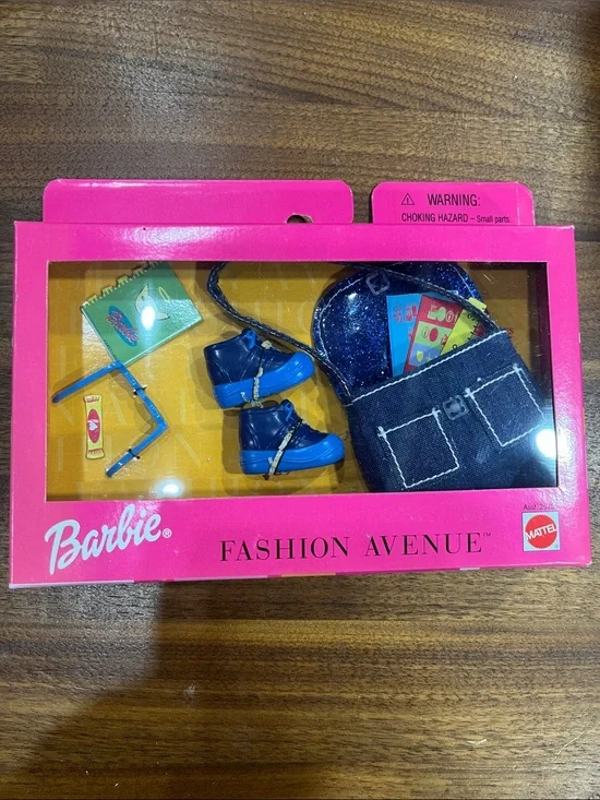 VTG 1999 Barbie “School Rules” Fashion Avenue Accessories Set- NRFB