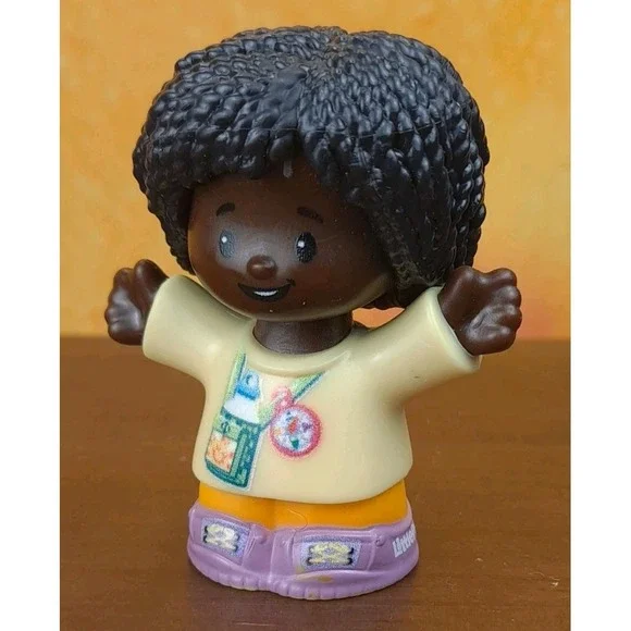 Fisher Price‎ Little People African American Girl Hiker Yellow Shirt 2021