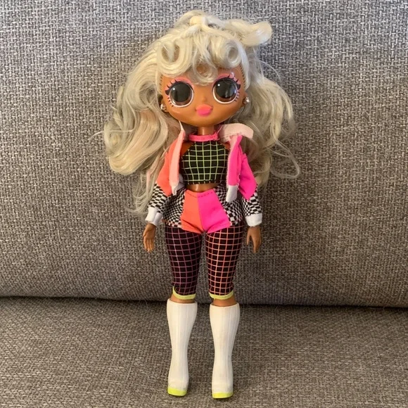 L.O.L Surprise OMG Lights Speedster Fashion Doll with Outfit
