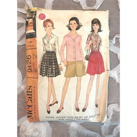 Vintage 1967, MCCALL's Sewing Pattern #9126,‎ Junior Girls Skirt~Culottes~Shirt!