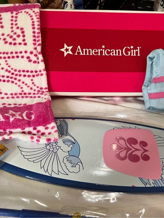 Retired American Girl Kanani’s Paddleboard Set NIB Complete Surfboard Paddle Etc