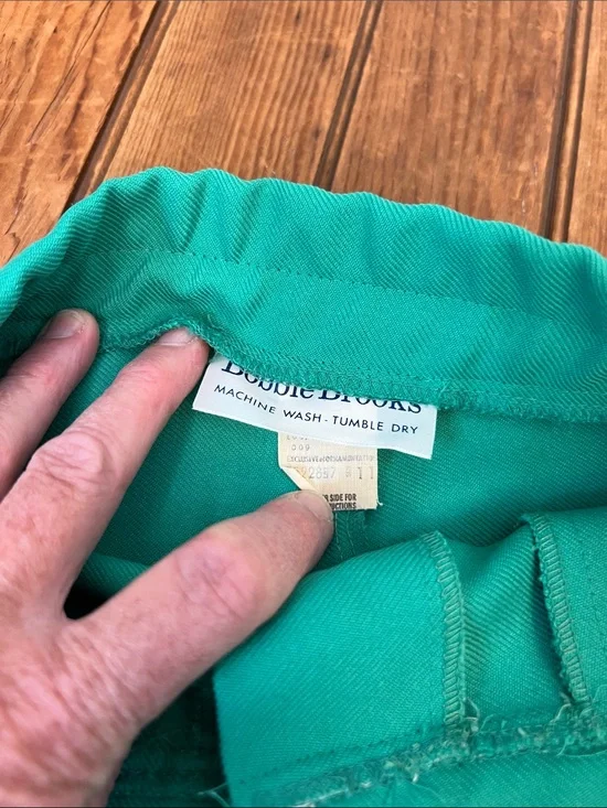 Vintage 70s mini Skirt Button-Front A-Line polyester classic Kelly green