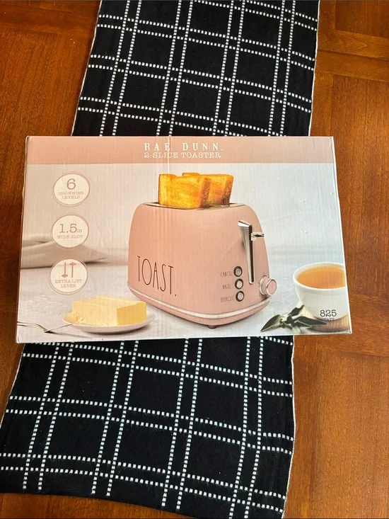 Rae Dunn Pink 2-Slice Toaster with TOAST Letters new in box