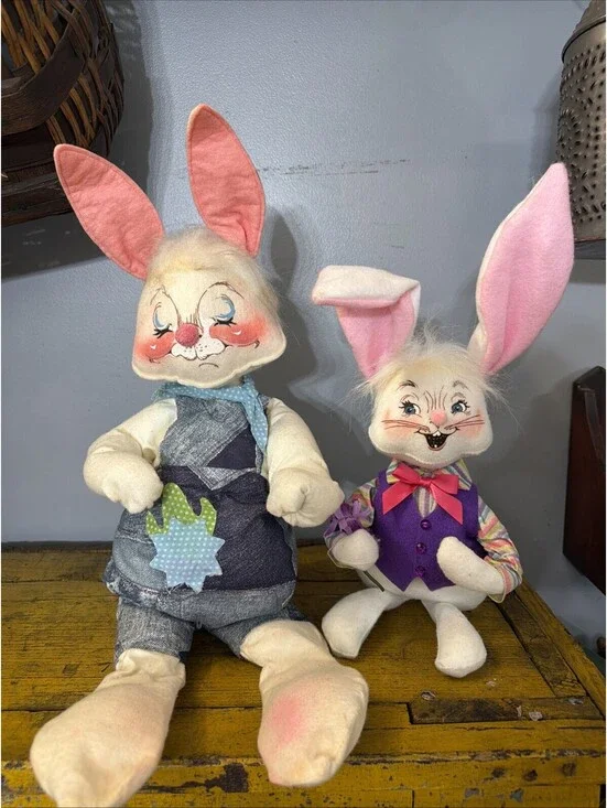 LOT of 2  Annalee Doll Figures Vintage 1971 Mobilitee Rabbit And 2009 Bunny