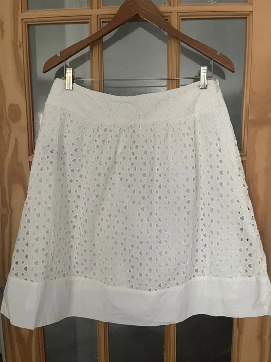 White Eyelet 100% Cotton Skirt , lined Size 12 east 5th brand