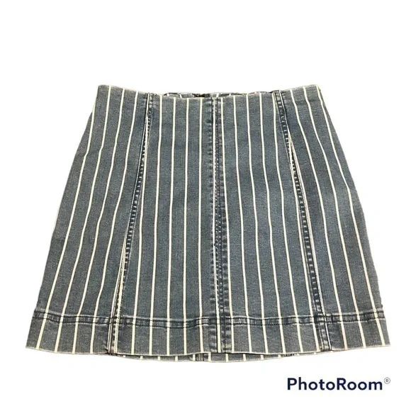 Vertical striped Jolt stretchy mini skirt