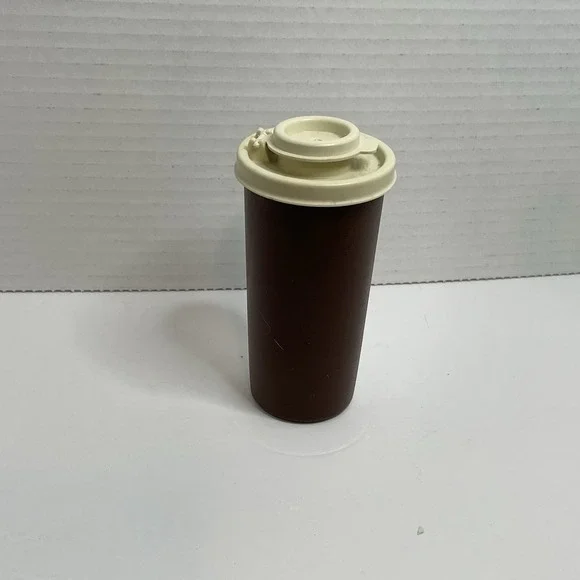 Vintage Tupperware 4.5