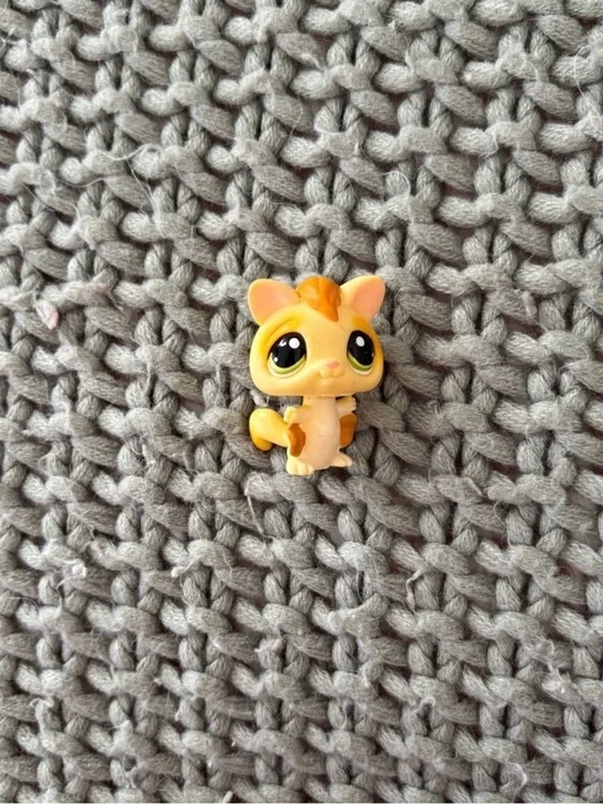 hasbro littlest pet shop (LPS) sugar glider #990