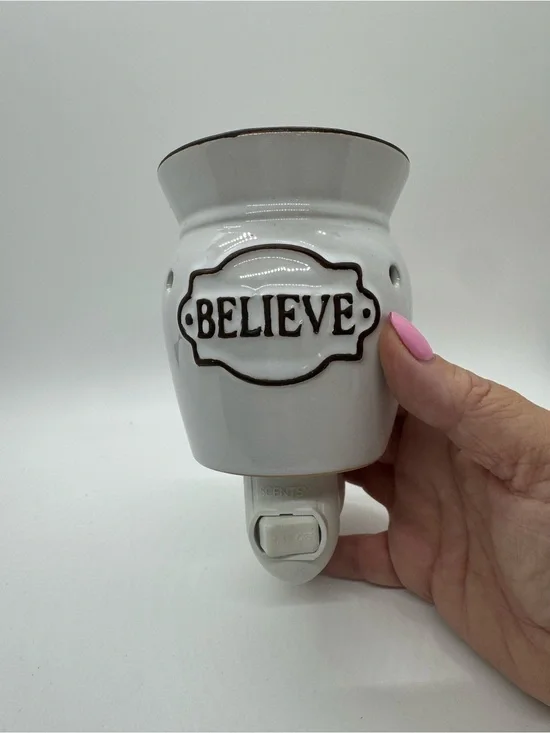 Scentsy White 