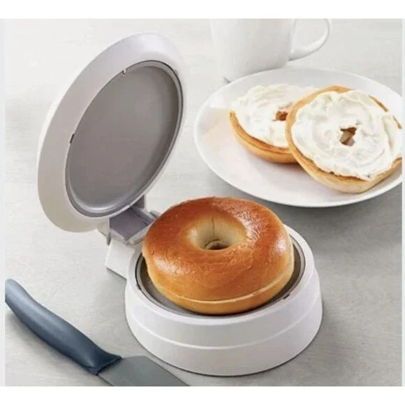 Pampered Chef Close and Cut Food Cutter‎ bagel slicer burger press 1118