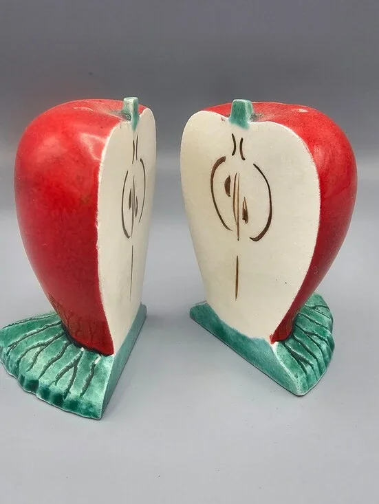 Vintage Ceramic Apple Salt and Pepper Shakers with Leaf Base