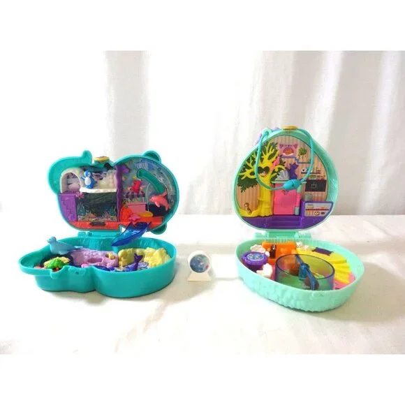 Polly Pocket Hedgehog Cafe Compact Playset  + Polly Pocket Otter Aquarium Compac