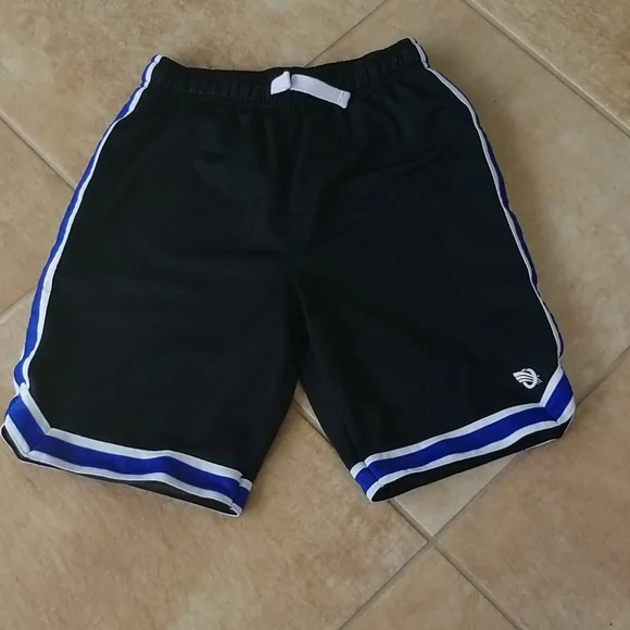 Osh kosh black pull on mesh sports shorts 12