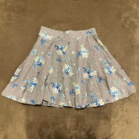 Gray Floral Skater Skirt Junior’s Small