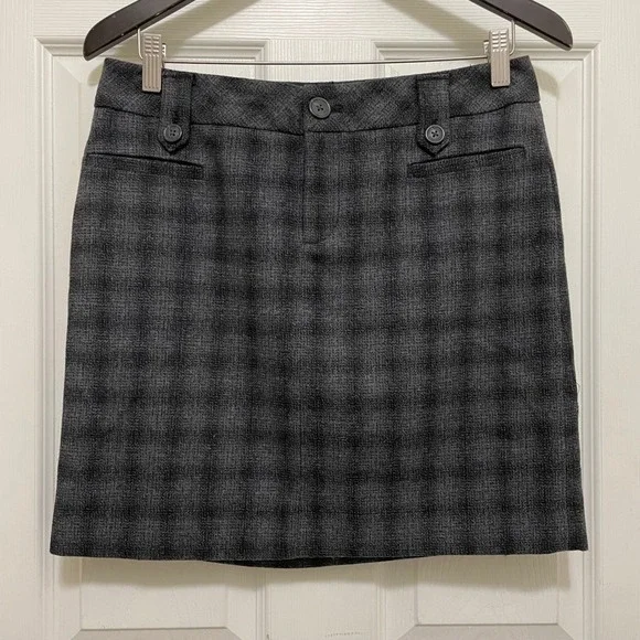 Eddie Bauer Wool Blend Mini Skirt Gray Plaid Lined Size 4P Preppy‎ Office Chic