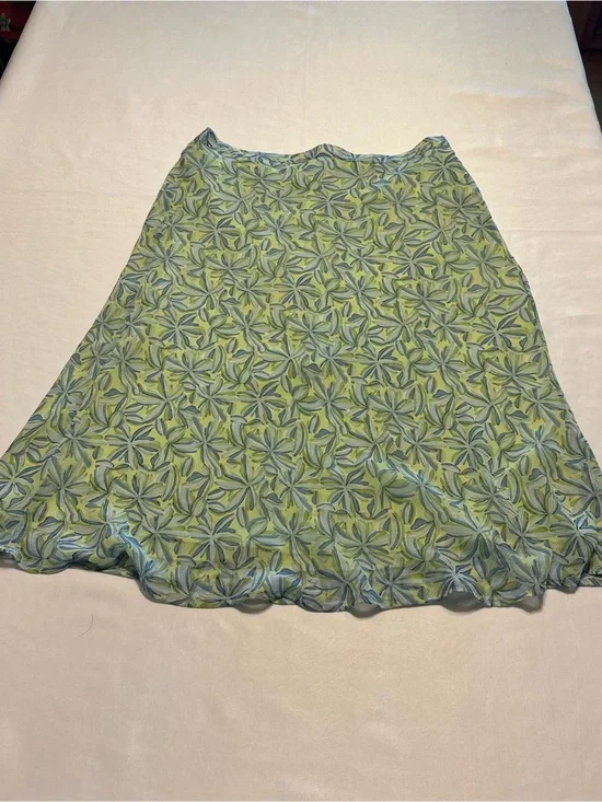 Jaclyn Smith Green and Blue Floral Maxi Skirt size medium