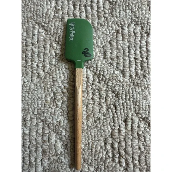 Williams Sonoma Harry‎ Potter Slytherin Silicone Spatula 9 inch Wooden NWOT