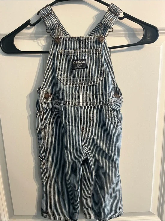 OshKosh B'gosh Blue and White Striped Cotton Overalls size 18 months