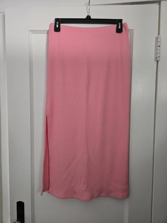 Old Navy Pink Ribbed Maxi Skirt with Side Slit