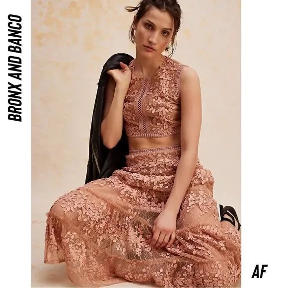 BRONX AND BANCO MEGAN TWO PIECE SET IN DESERT ROSE NUDE NWT 6 medium