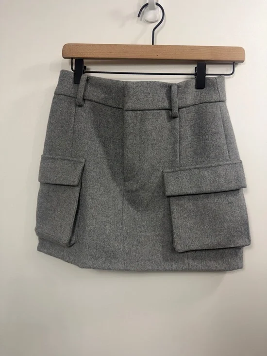 Grey Lab Wool Cargo Skirt grey size XS. NWT.
