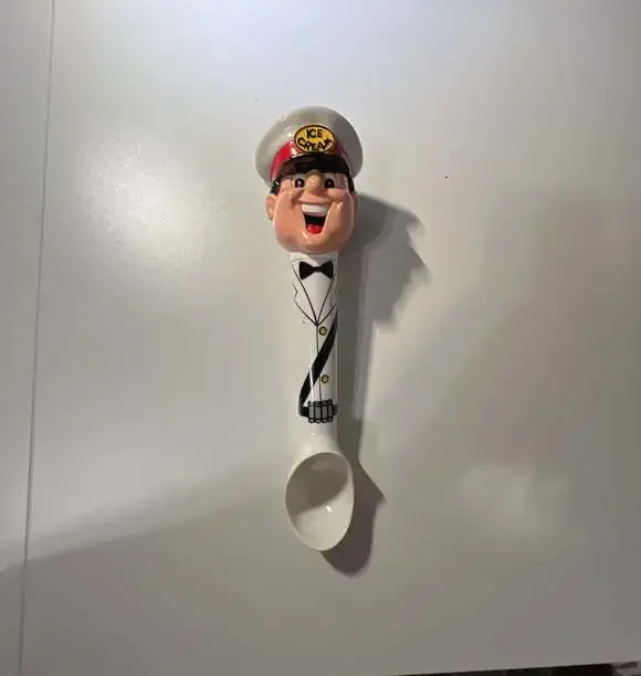 Vintage Fun-damental Too Talking Ice Cream Man Scoop