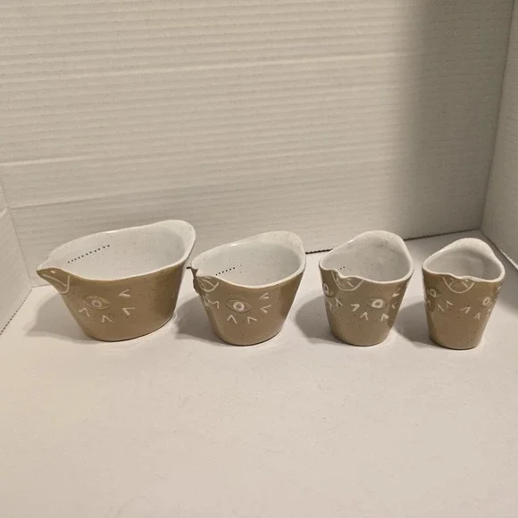 Anthropologie Nesting Owl Measuring Cups Linda Hsiao‎ Knotwork LA Set (4)
