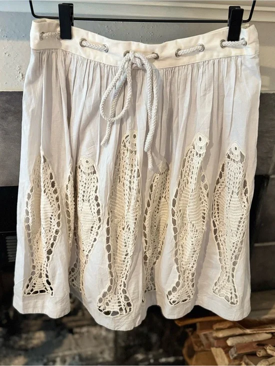 NWOT Anthropologie Stone Gray Cream A-line Knee Length Lace Skirt - Size 6