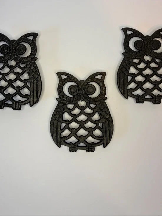 Set of 3 Vintage Cast Iron Owl Trivets